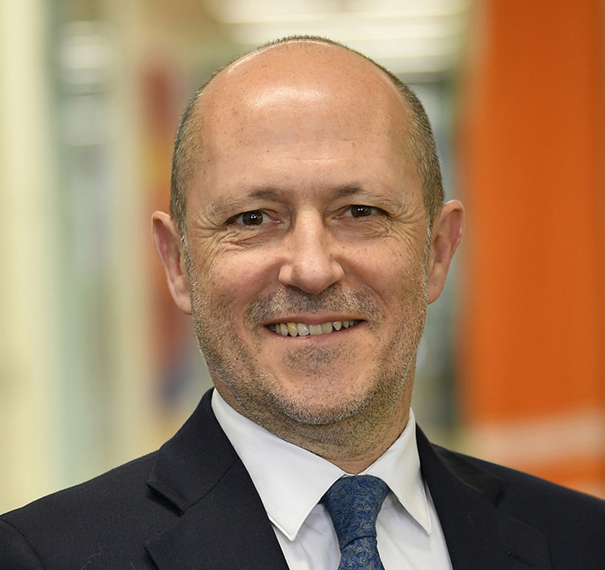 Huw Davies