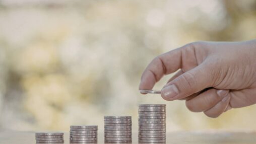 Image for Como investir dinheiro e ter lucro mensal em Portugal